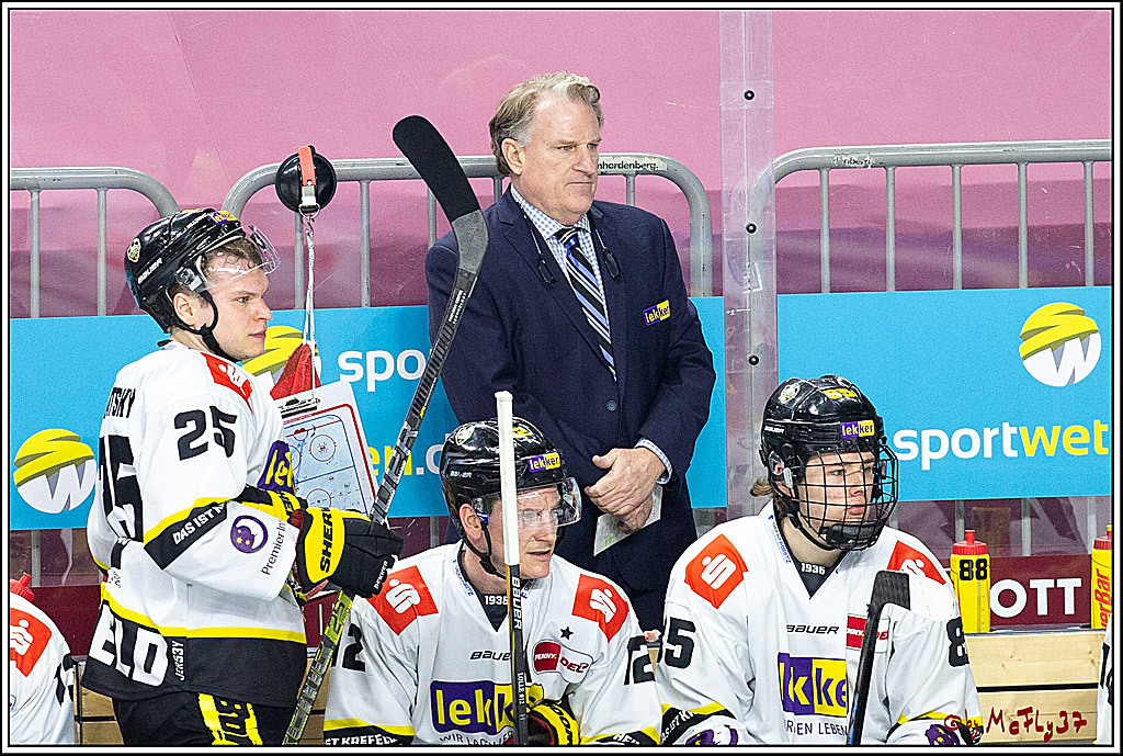 PENNY DEL;  Koelner Haie - Krefeld Pinguine; Koeln, 24.02.2021